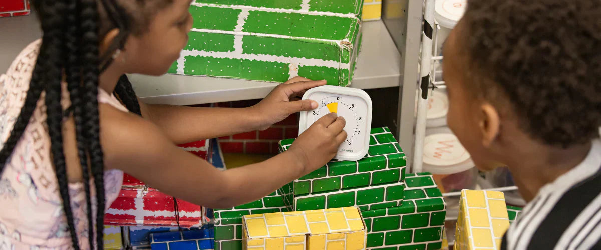 Comment utiliser un minuteur visuel pour aider votre enfant à effectuer les transitions